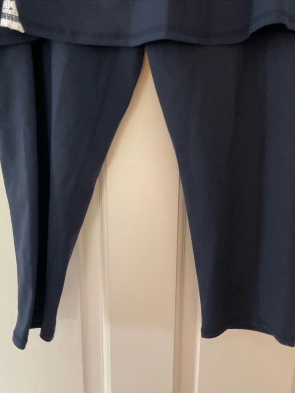 Tuckernuck Skirted Capri Pant Navy Blue XL NWT Tnuck Sport Active Athleisure
